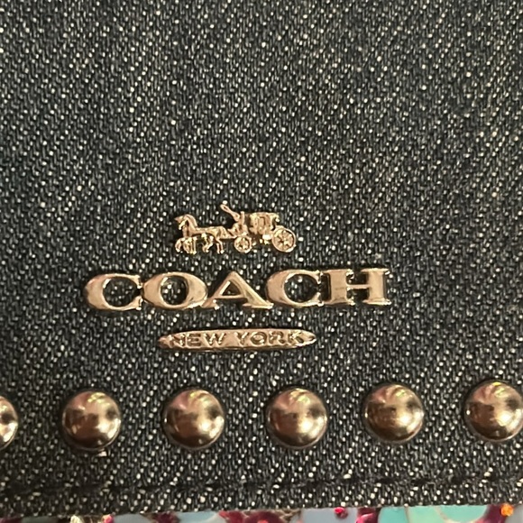 Coach mini denim Card Holder with crossbody chain - Picture 4 of 8